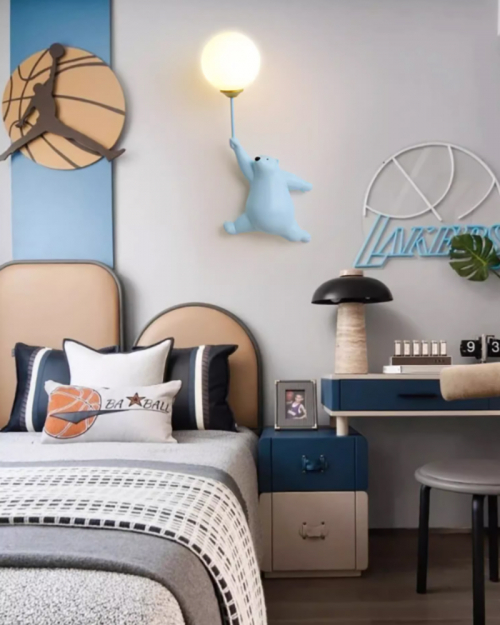 Bear Fly Wall