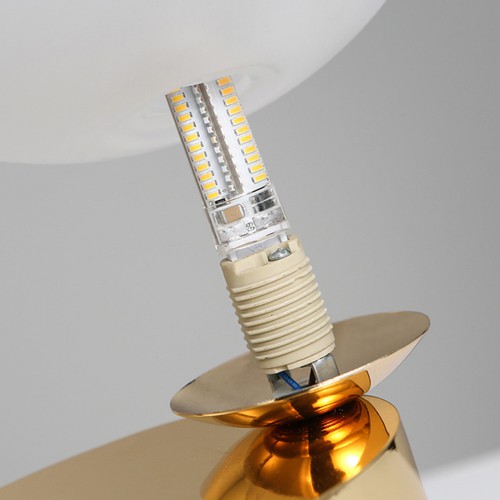 Дизайнерская настольная лампа ДЛ-082